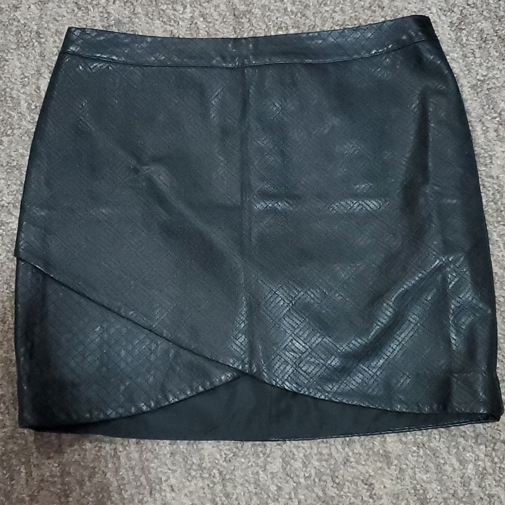 Ladies skirt size 12 $5 if buying 2 or more items